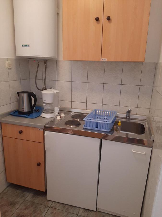 Apartments Marta Starigrad Paklenica Extérieur photo